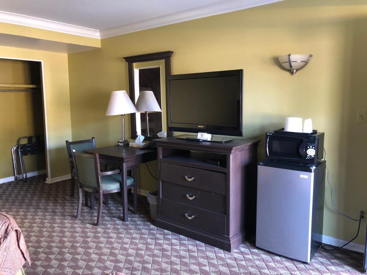 Spartan Motel - Rochester Bagian luar foto